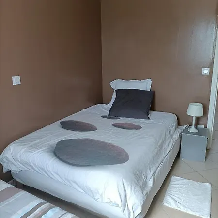 Πανσιόν Agreable Maison-Gite Proche Des Toutes Commodites