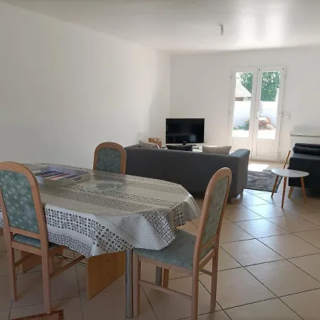 Πανσιόν Agreable Maison-Gite Proche Des Toutes Commodites